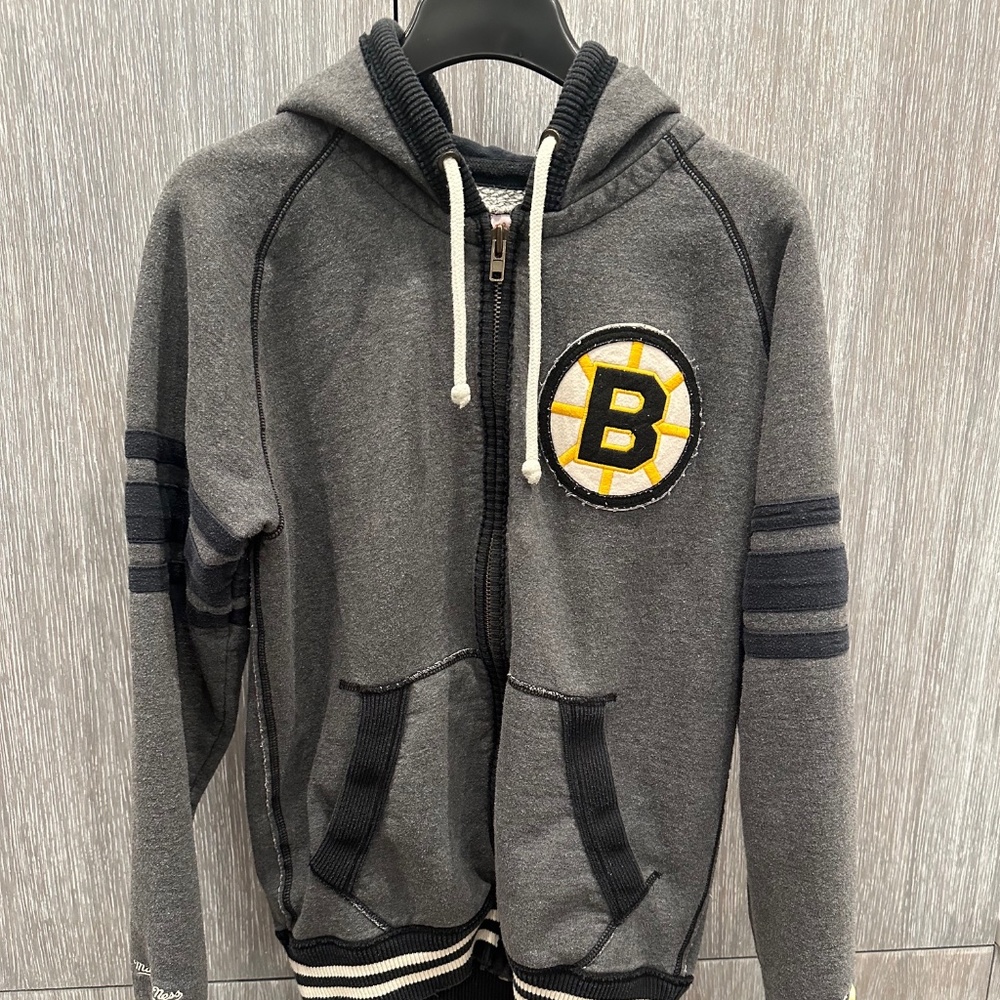 Boston Bruins Mitchell & Ness Hoodie - Men's Large